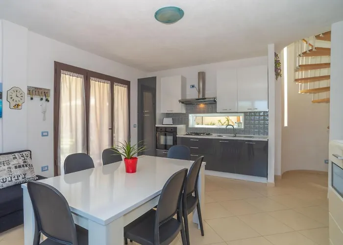 Pellicano By Interhome Nyaraló